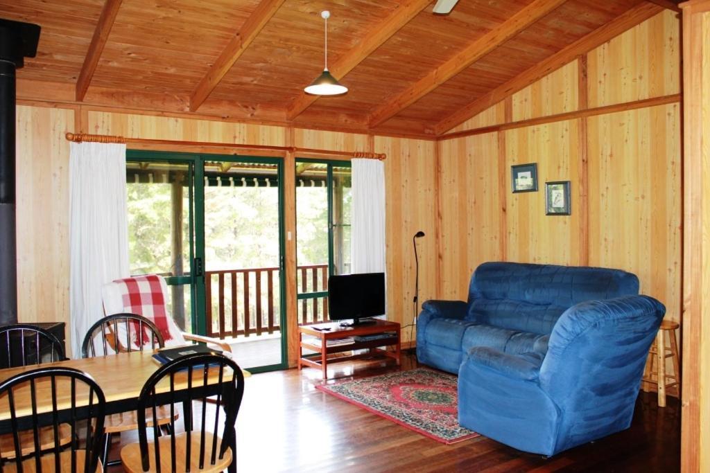 Hawke Brook Chalets Pemberton Habitación foto