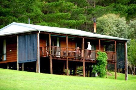 Hawke Brook Chalets Pemberton Exterior foto